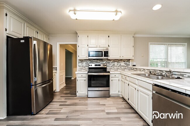 Foto del edificio - 2640 Eastmont Trl, Snellville, GA 30039