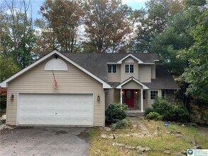 Building Photo - 520 Eagle Dr
