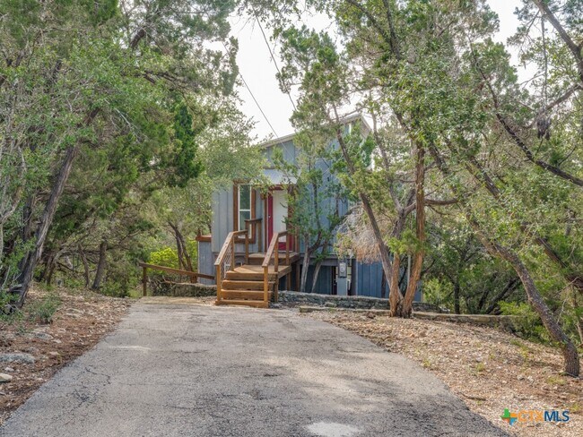 Foto del edificio - 238 Ledgeview Dr