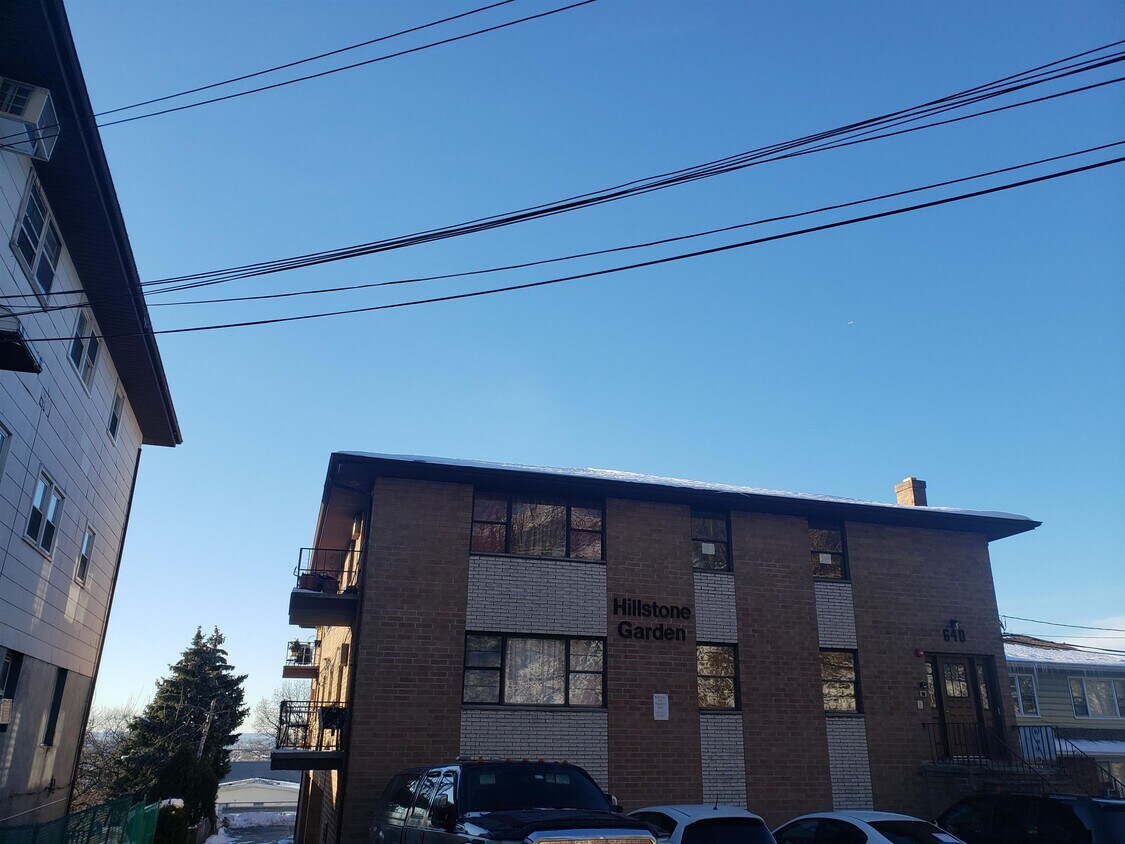 640 Fairview Ave, Fairview, NJ 07022 Condo for Rent in Fairview, NJ