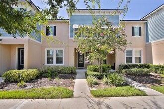 Building Photo - 1515 Carey Palm Cir