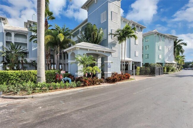 Building Photo - 875 NW Flagler Ave