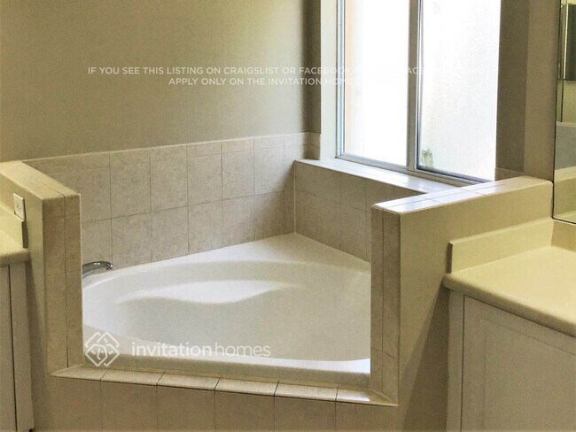 Foto del edificio - 16349 SW 50th Terrace