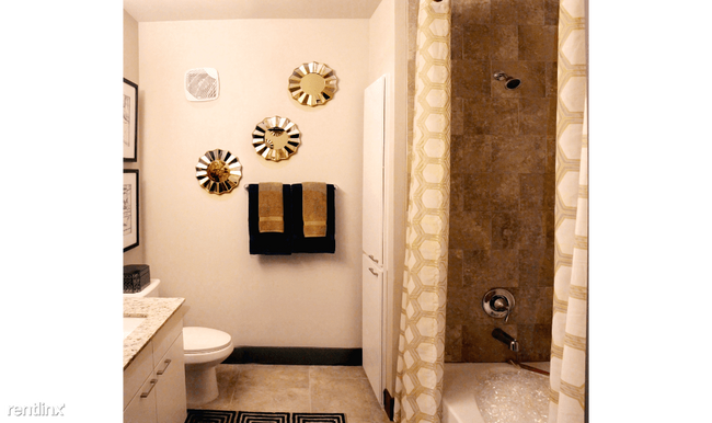 Foto del edificio - 1 br, 1 bath Apartment - 2525 Wycliff Ave 696
