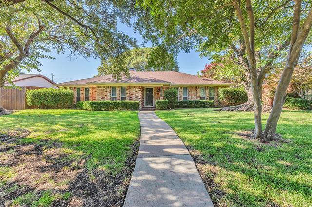 Primary Photo - 303 Woodcrest Dr