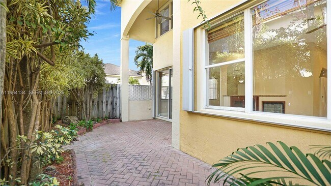 Foto del edificio - 5486 NW 112th Path