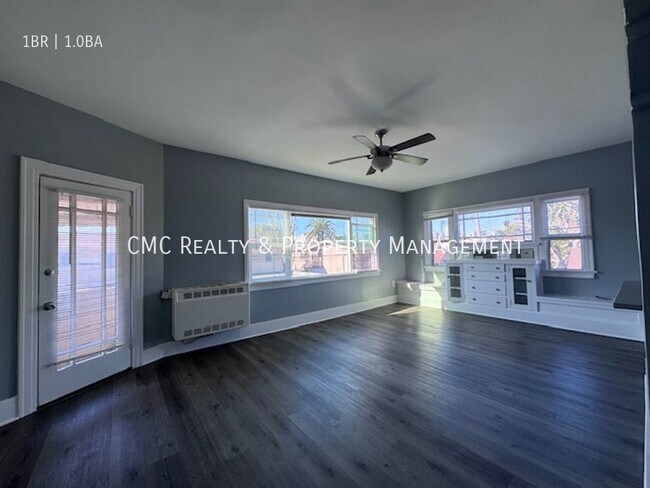Foto del edificio - CLOSE TO BEACH - RE-MODELED 1 bed/bath