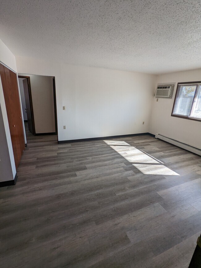 Foto del edificio - 3260 9th St