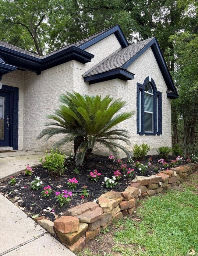 Building Photo - 3818 Treasure Island Dr