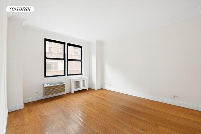 Building Photo - 333 E 34th St