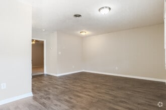 Building Photo - Guest House