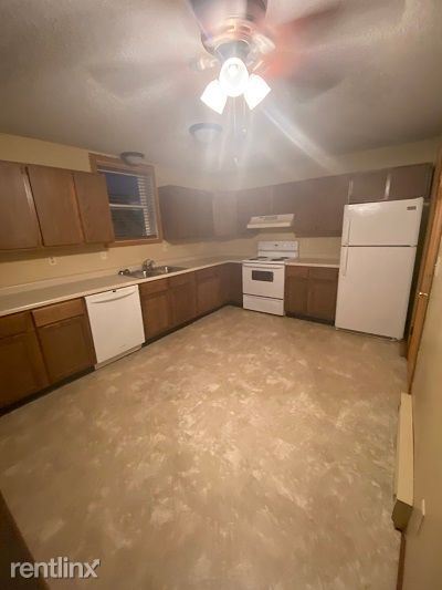Building Photo - 3 br, 1 bath House - 3017 18th St S  Apart...