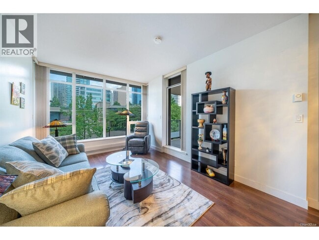 Building Photo - 2077 Rosser Ave