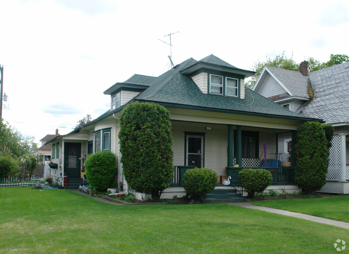 Primary Photo - 729 W Montgomery Ave