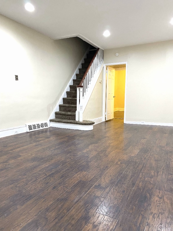 Building Photo - 5527 N Palethorp St