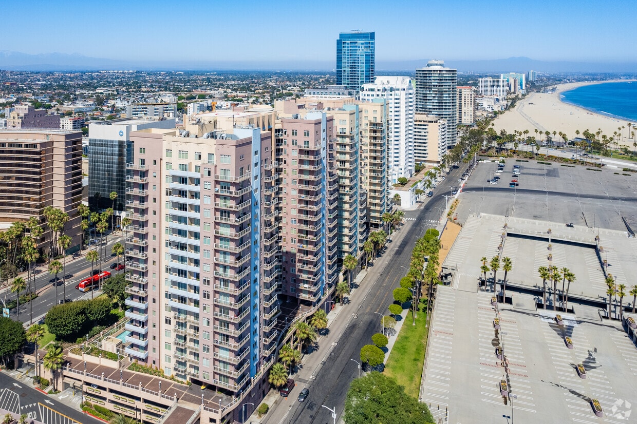 411 E Seaside Way Long Beach, CA 90802 - Aqua Condominiums