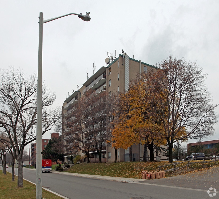 Building Photo - Trayborn Heights