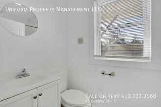 Building Photo - 86 Orange St