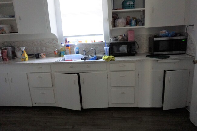 Foto del edificio - 1009 Monroe St