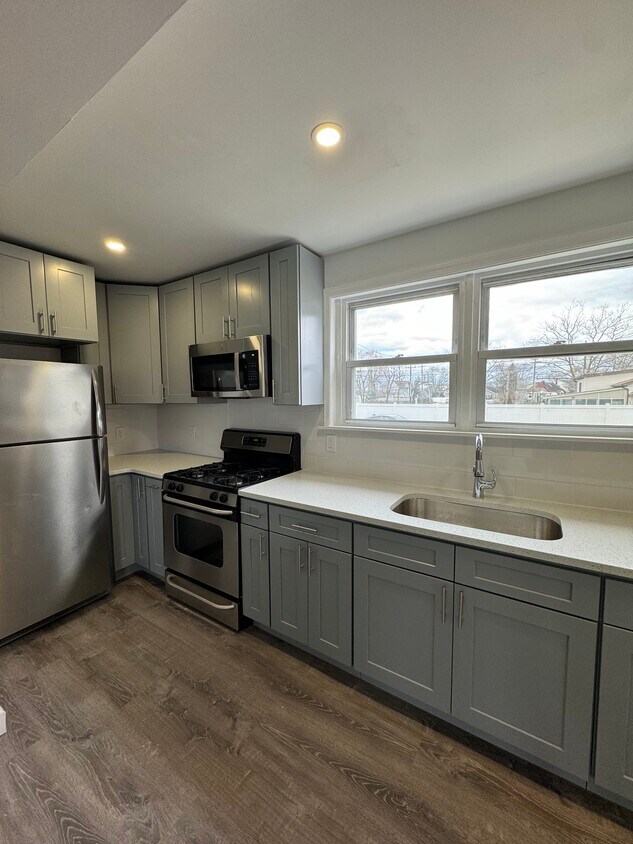 Foto principal - 203 N 8th St