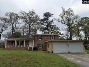 Building Photo - 511 Shady Ln