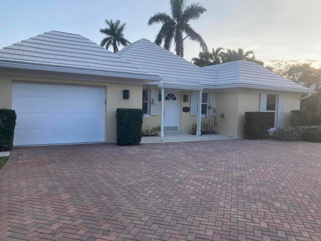 7 Little Pond Rd, Manalapan, FL 33462 House Rental in Manalapan, FL