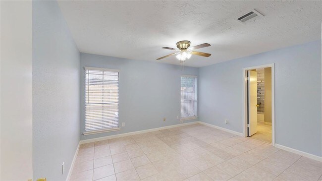 Building Photo - 17410 Wild Willow Ln
