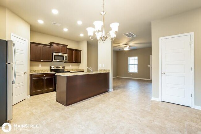 Building Photo - 107 Chyntara Dr, La Vergne, TN 37086