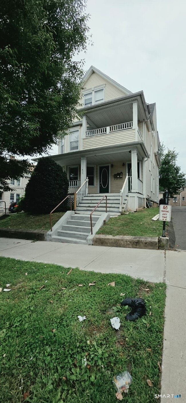 Building Photo - 1455 North Ave