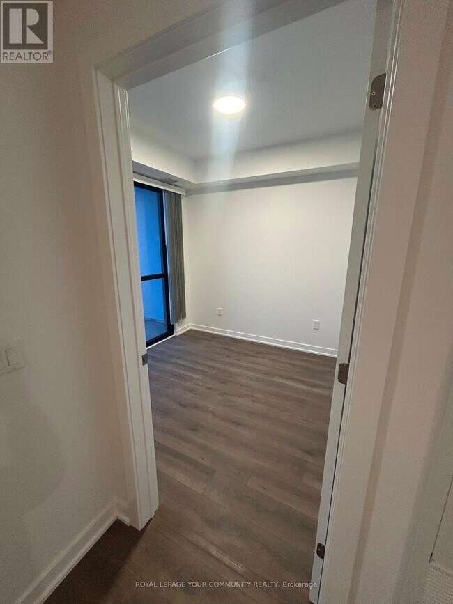 Building Photo - 720 Whitlock Ave