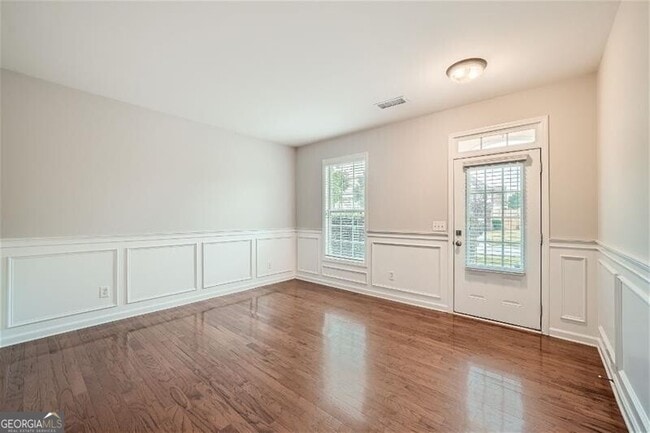 Foto del edificio - 5080 Skylark Creek Ct