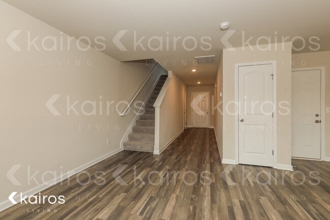 Building Photo - 457 Wagon Trail