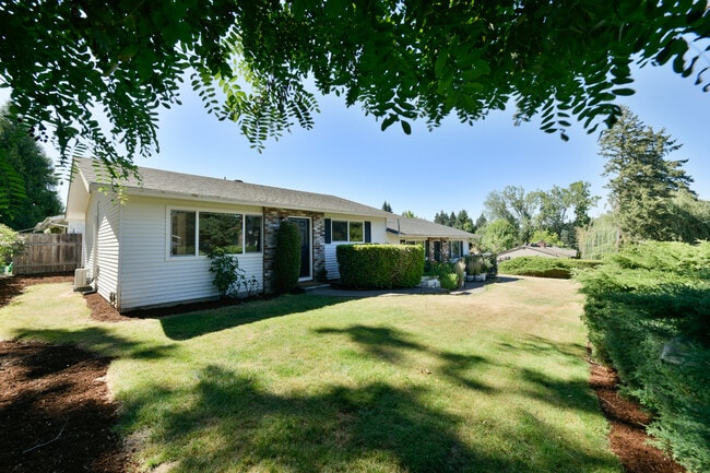 Building Photo - 2118 19th St