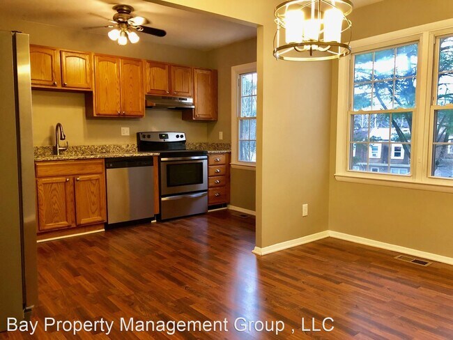 Building Photo - 3 br, 1 bath House - 13 Congaree Court