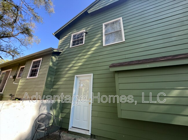 Foto del edificio - 8914 Grandview Dr