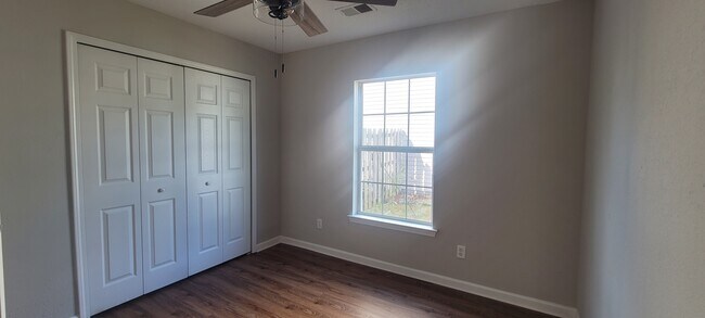 Building Photo - 116 Wax Myrtle Ct