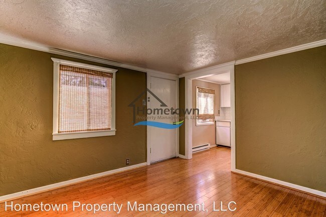 Building Photo - 2 br, 1 bath House - 1311 N B Street