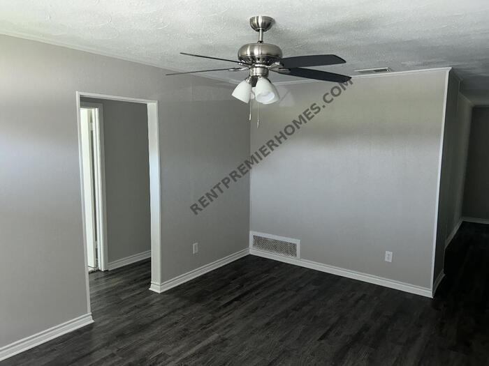 Primary Photo - 14108 Spring Oak Dr