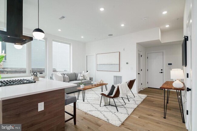 Foto del edificio - 2219 Emerald St