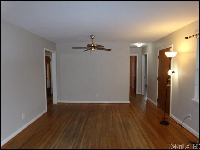 Foto del edificio - 6817 Archwood Dr