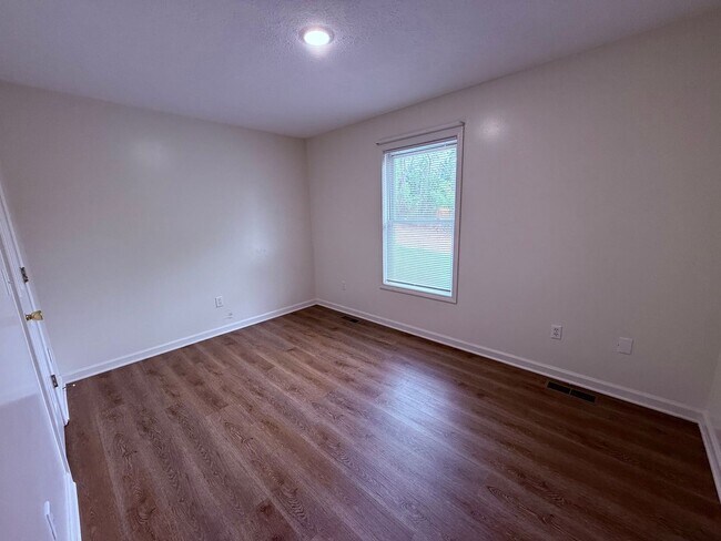 Foto del edificio - 340 Wakeman Ct NE