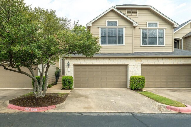 Foto del edificio - 4501 Whispering Valley Dr