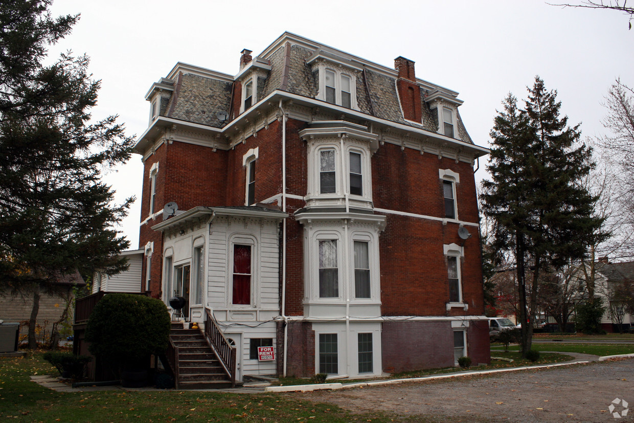 Foto del edificio - 2587 South Ave
