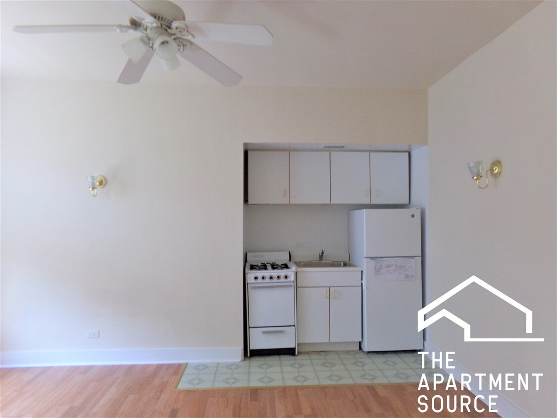 Photo - 6916 North Lakewood Unit 409