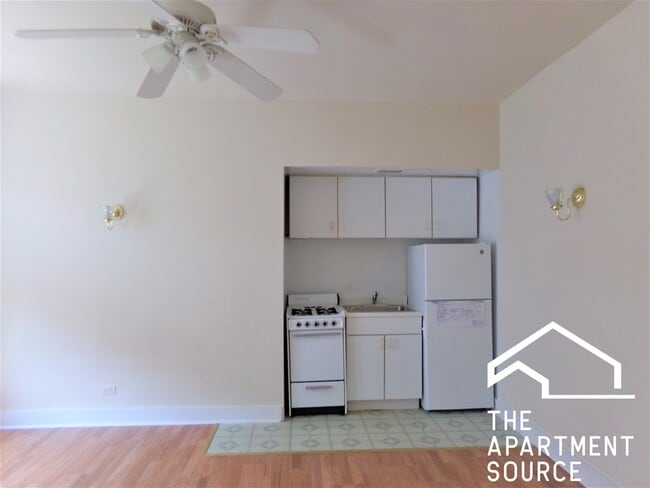 Photo - 6916 N Lakewood Ave Apartment