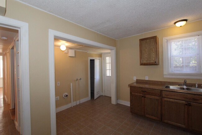 Foto del edificio - 2203 20th St