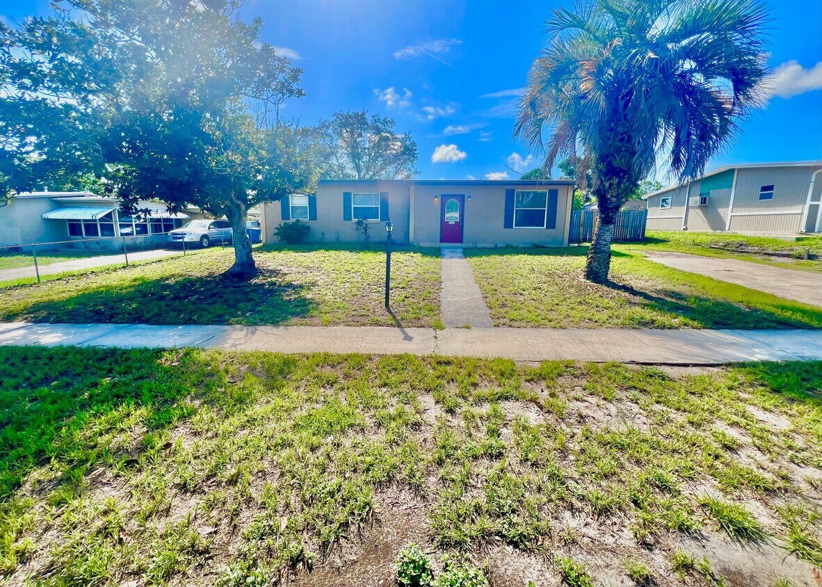 Primary Photo - Beautiful 3BD/1BTH Home in Spring Hill