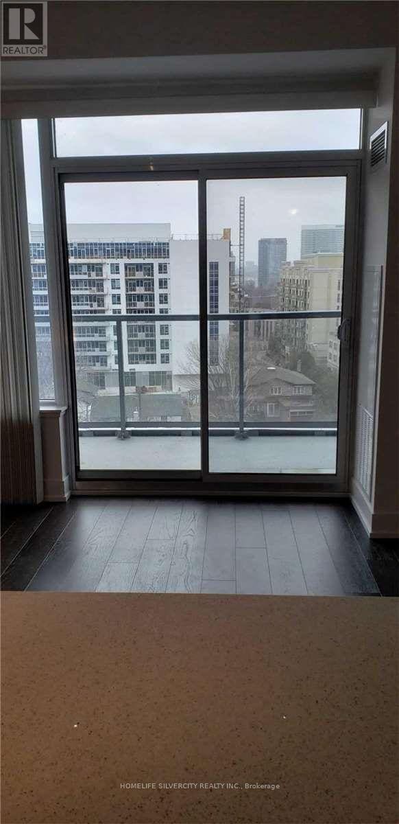 Building Photo - 7 Kenaston Gardens