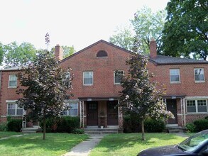 Building Photo - 896-902-902 Sheridan Ave