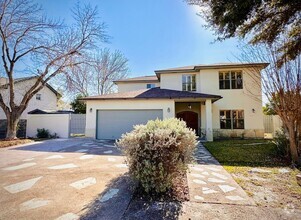 Building Photo - 105 Yellowstone Lake Dr